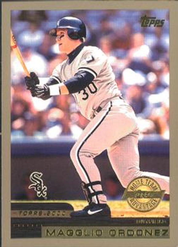 2000 Topps #13 Home Team Advantage