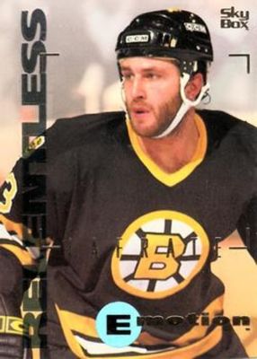 1995 Skybox E-Motion #7 Base