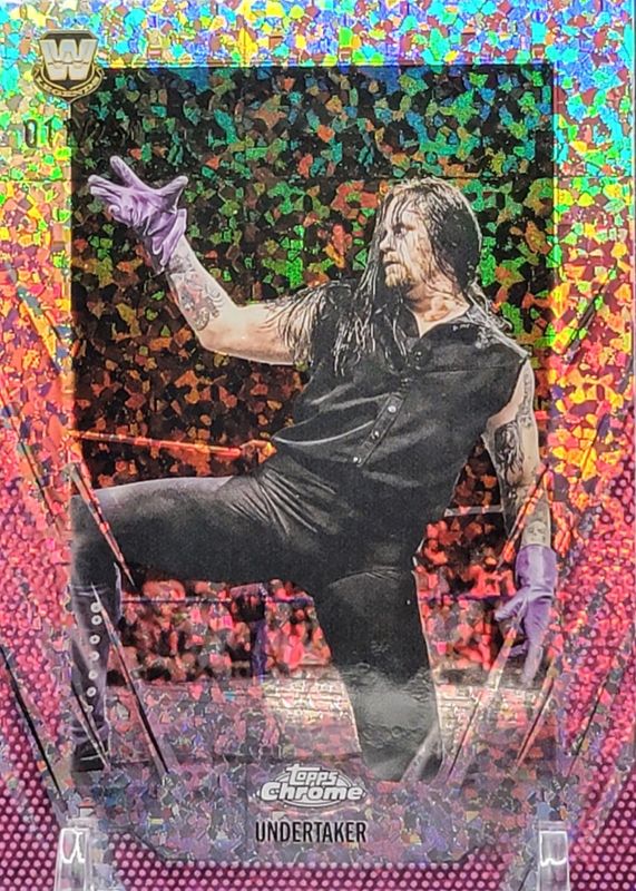 2026 Topps Chrome WWE #3 Pink Mini Diamond Refractor /250