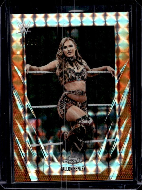 2026 Topps Chrome WWE #165 Orange Geometric Refractor /25