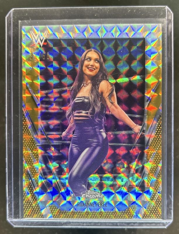 2026 Topps Chrome WWE #65 Gold Geometric Refractor /50