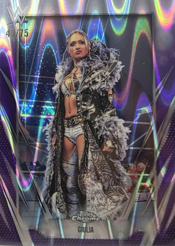 2026 Topps Chrome WWE #169 Purple RayWave Refractor /75