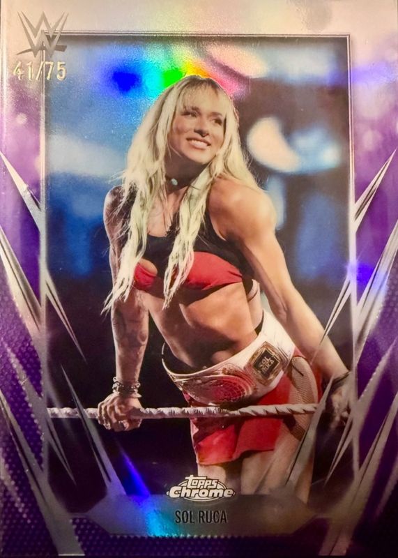 2026 Topps Chrome WWE #34 Purple Refractor /75