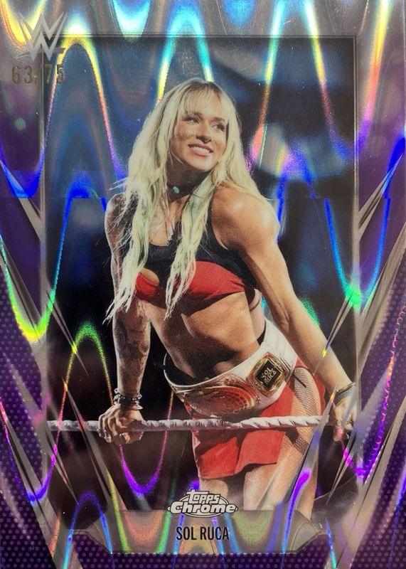 2026 Topps Chrome WWE #34 Purple RayWave Refractor /75