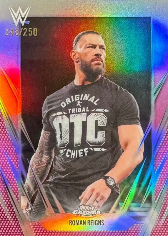 2026 Topps Chrome WWE #18 Pink Refractor /250