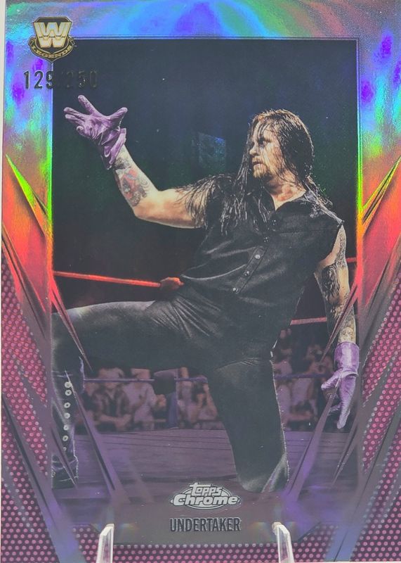 2026 Topps Chrome WWE #3 Pink Refractor /250
