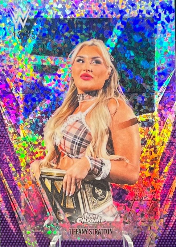 2026 Topps Chrome WWE #29 Purple Mini Diamond Refractor /75