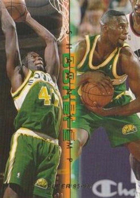 Shawn Kemp 1995 Fleer #6 Double Double RAW