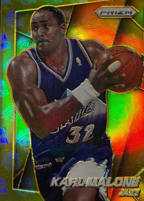 Karl Malone 2014 Prizm #22 Photo Variation - Gold /10 PSA 10