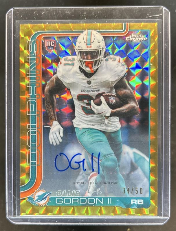2025 Topps Chrome #RA-OG Rookie Autographs - Gold Geometric Refractor /50