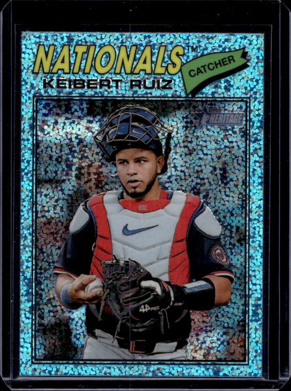 2026 Topps Heritage #201 Chrome - Light Blue Sparkle Refractor
