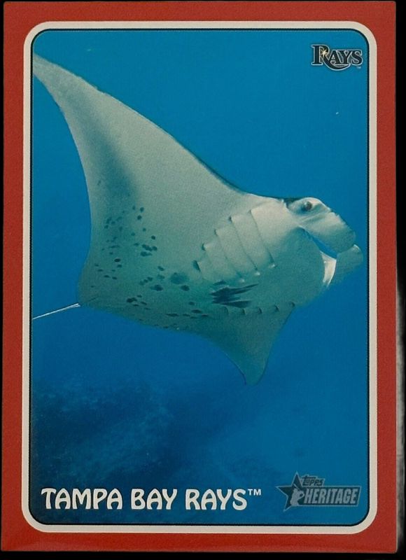 2024 Topps Heritage #75Z-2 1975 Topps Zoo's Who Stick Ons - Red