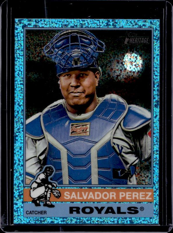 Salvador Perez 2025 Topps Heritage #21 Chrome - Aqua Sparkle Refractor RAW