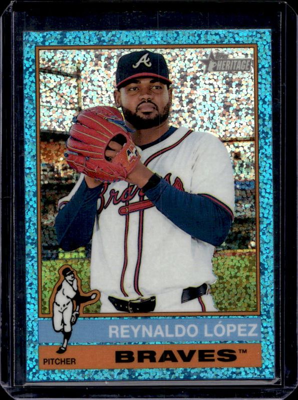 Reynaldo Lopez 2025 Topps Heritage #19 Chrome - Aqua Sparkle Refractor RAW