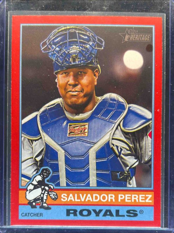 Salvador Perez 2025 Topps Heritage #21 Red Border RAW