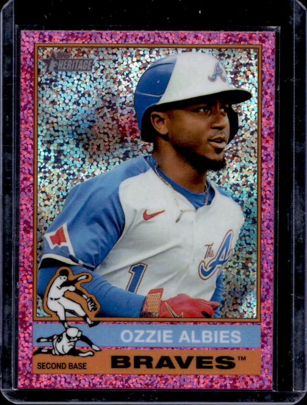 Ozzie Albies 2025 Topps Heritage #365 Chrome - Pink Sparkle Refractor RAW
