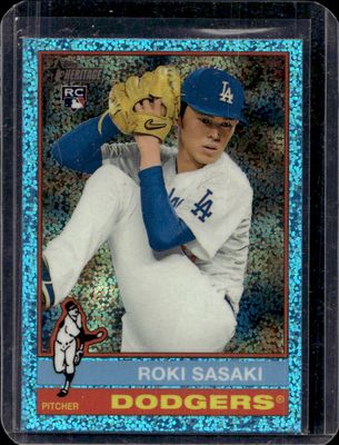 2025 Topps Heritage #224 Chrome - Aqua Sparkle Refractor