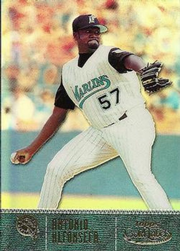 2001 Topps Gold Label #7 Base /999