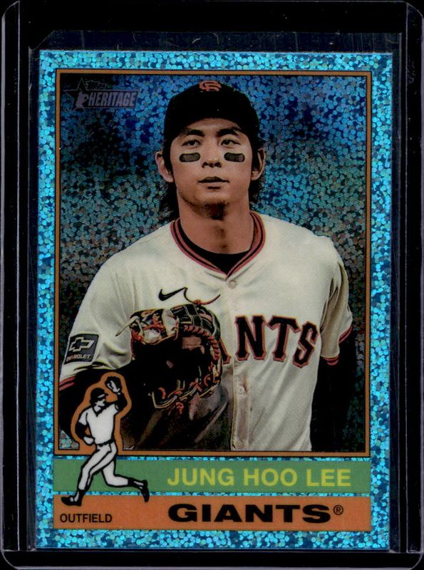 Jung Hoo Lee 2025 Topps Heritage #112 Chrome - Light Blue Sparkle Refractor RAW