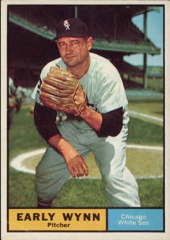 Early Wynn 1961 Topps #455 Base RAW