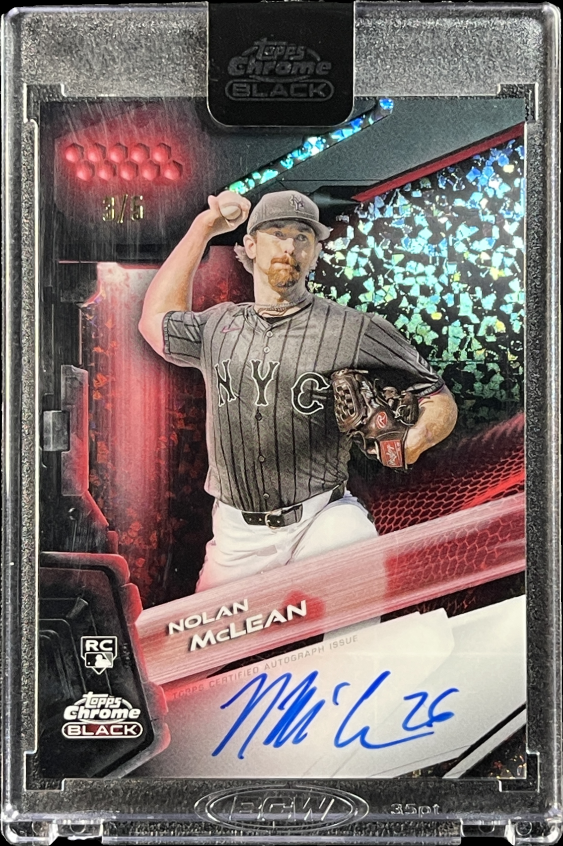 nolan-mclean-2026-topps-chrome-black-cba-nm-autographs-red-mini
