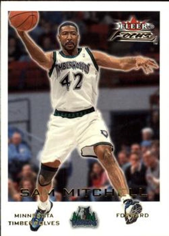 2000 Fleer Focus #38 Base /3999