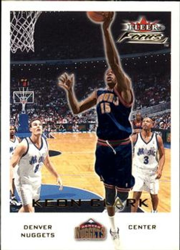 2000 Fleer Focus #36 Base /3999