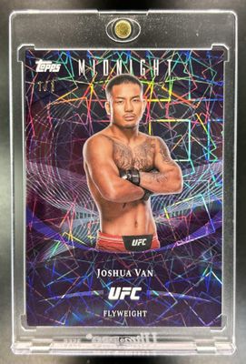 2026 Topps Midnight UFC #30 Black Light /1