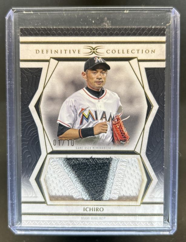 Ichiro Suzuki 2025 Topps Definitive Collection #DJRC-I Jumbo Relic