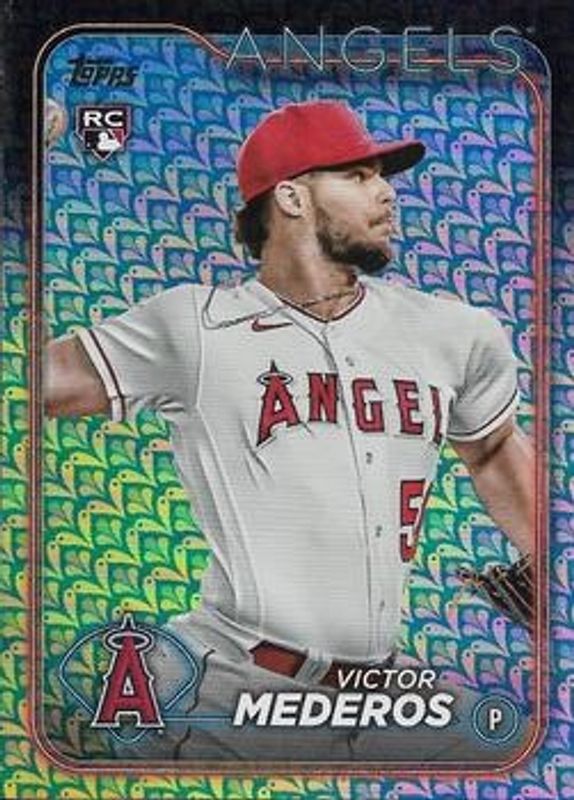2024 Topps #270 Holiday