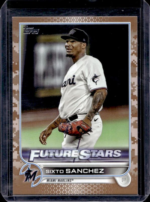 2022 Topps #621 Memorial Day Camo /25
