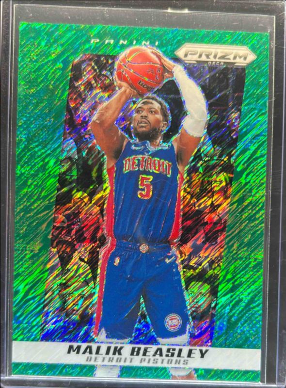 Malik Beasley 2024 Prizm Deca #50 FOTL Green Shimmer /12 RAW
