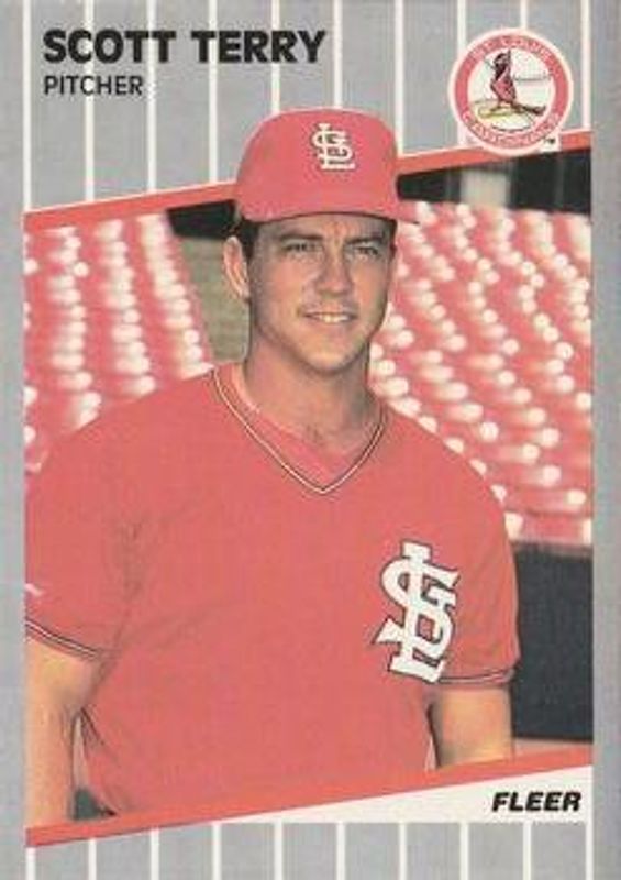 1989 Fleer #464 Base