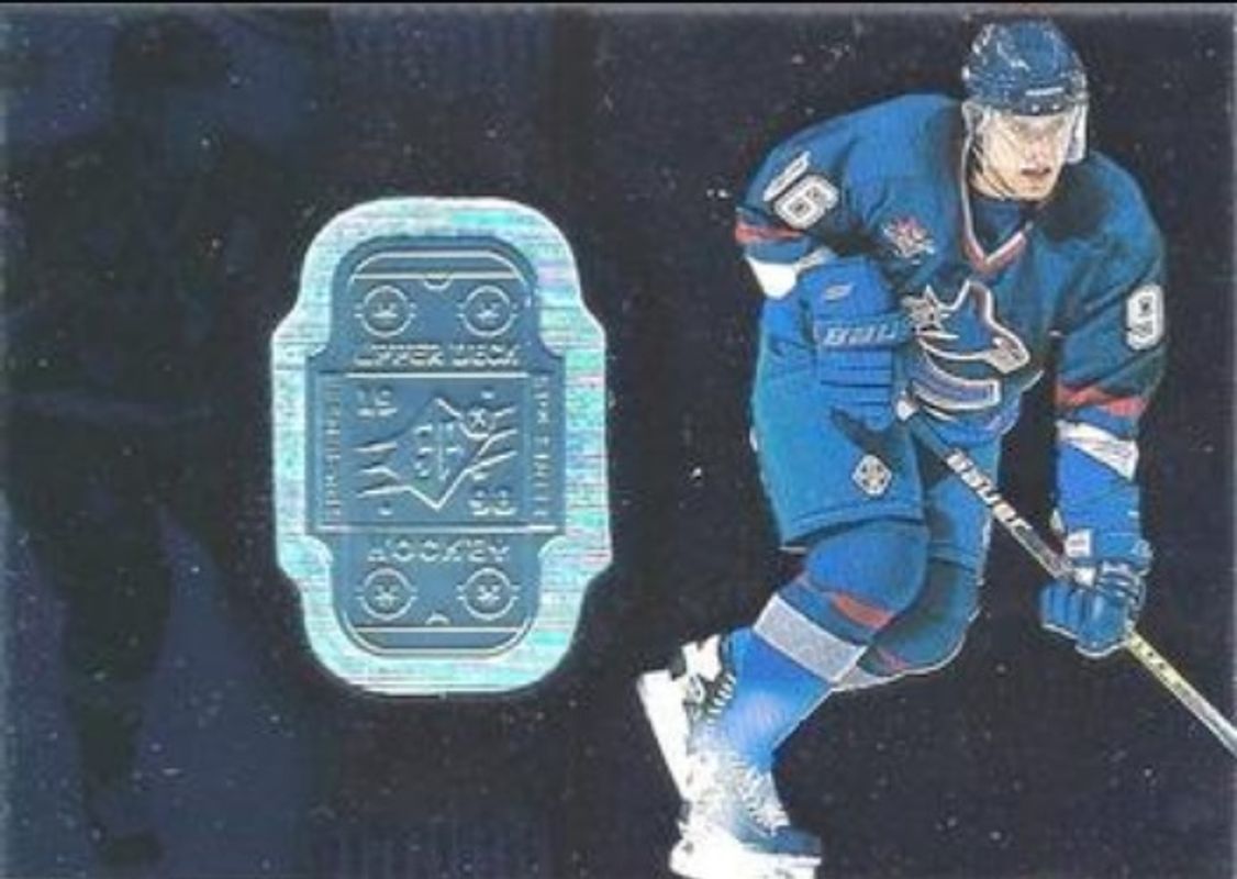 1998 SPx Finite #84 Base /6950
