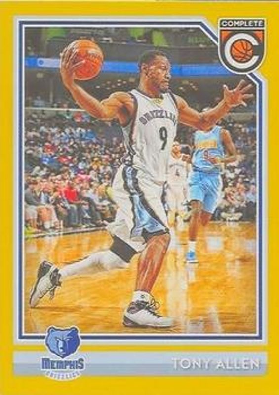 2016 Panini Complete #81 Gold