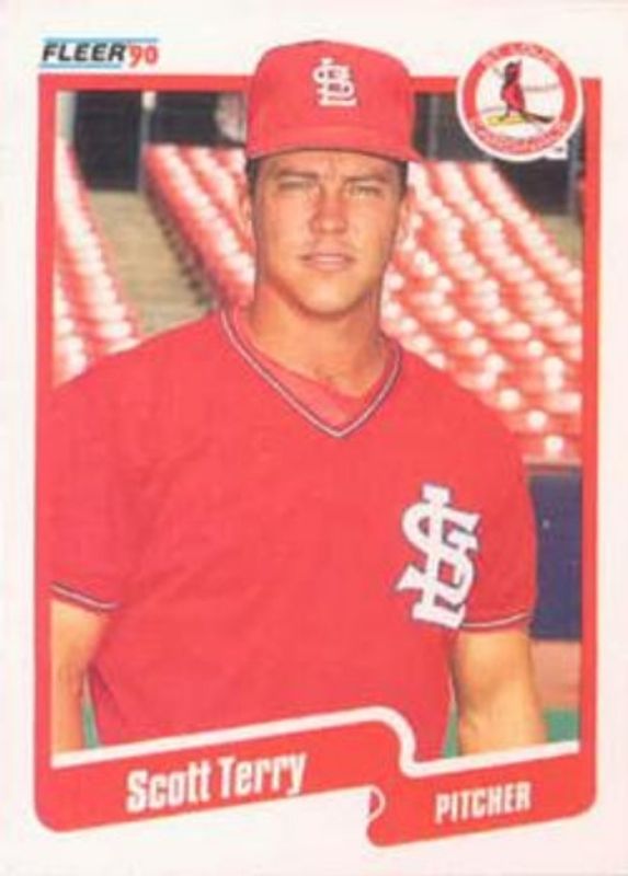 1990 Fleer #261 Base