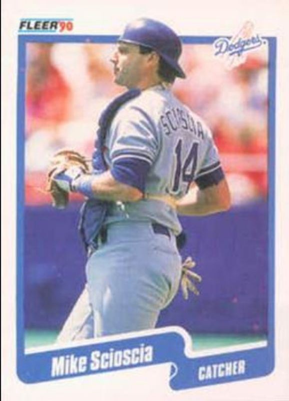1990 Fleer #407 Base