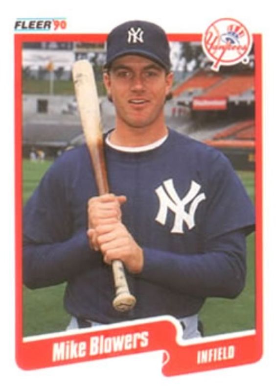 1990 Fleer #438 Base