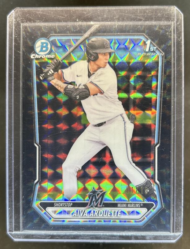 2026 Bowman #BCP-40 Chrome Prospects - Black Geometric Refractor /10 (1st)