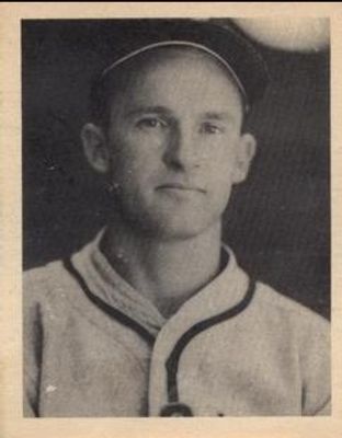 1939 Play Ball #122 Base