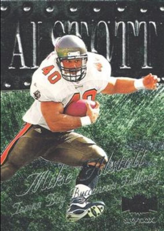 1999 Metal Universe #30 Base