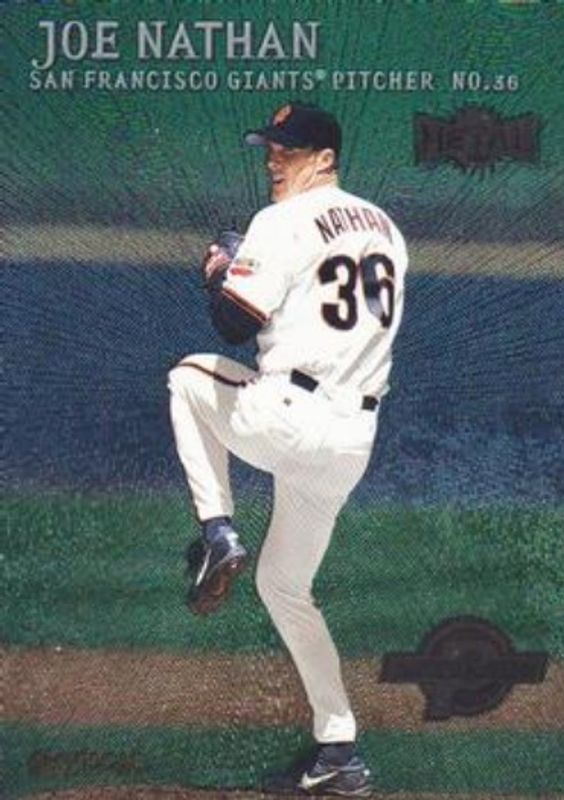 2000 Skybox Metal #242 Emerald