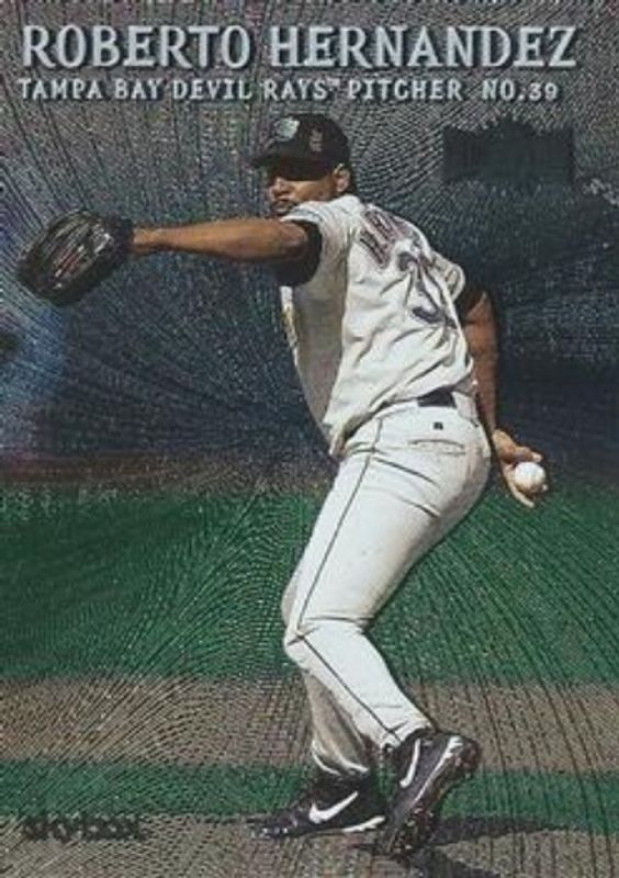 2000 Skybox Metal #158 Base