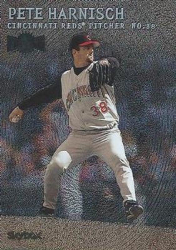 2000 Skybox Metal #67 Base