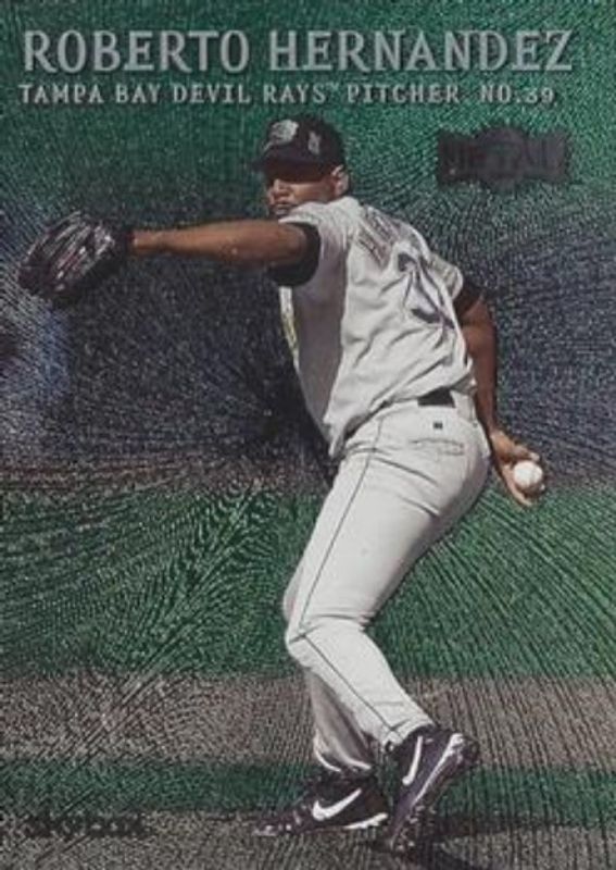 2000 Skybox Metal #158 Emerald