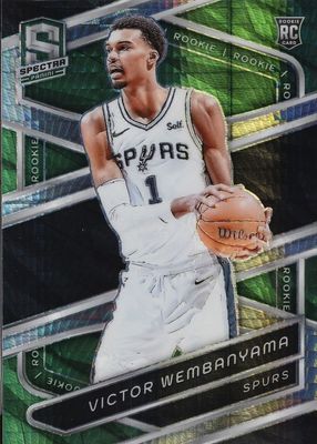 2023 Spectra #137 International Green /75