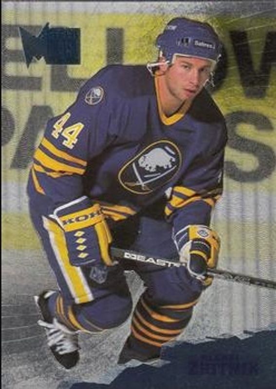 1995 Fleer Metal #17 Base