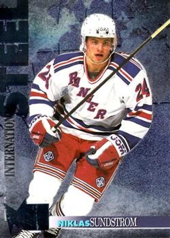 1995 Fleer Metal #21 International Steel