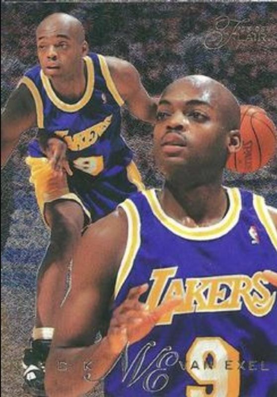 1995 Flair #68 Base
