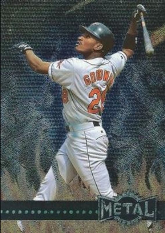 1996 Metal Universe #148 Base